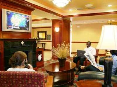 Hampton Montgomery-south-airport 3*